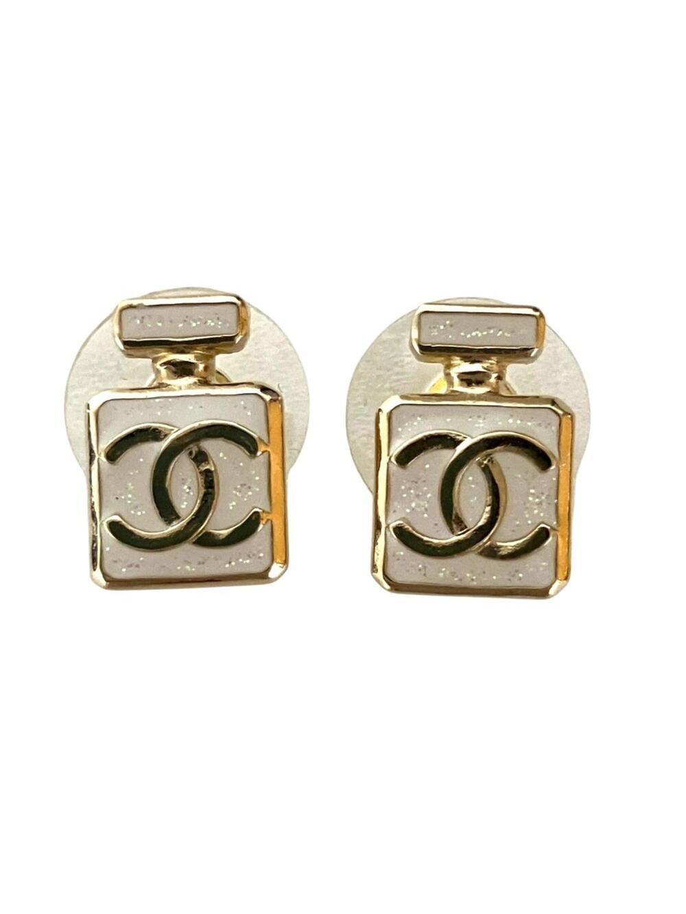 Chanel Earrings Stud Gold-Tone Metal #346637C95B